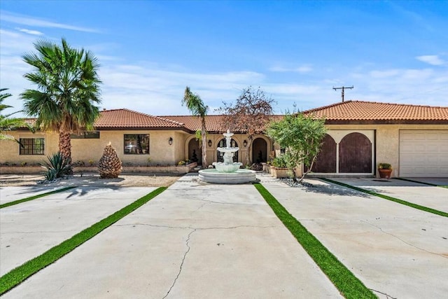 view of mediterranean / spanish home