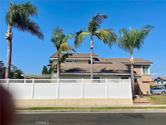 view of front of home