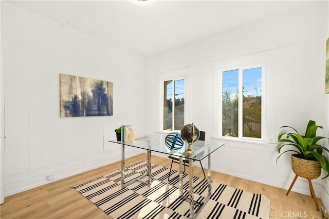 3959 Denker Ave, Los Angeles, CA 90062 - office with light wood-style flooring and baseboards