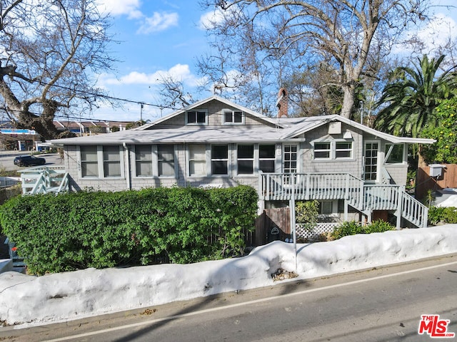 view of front of house