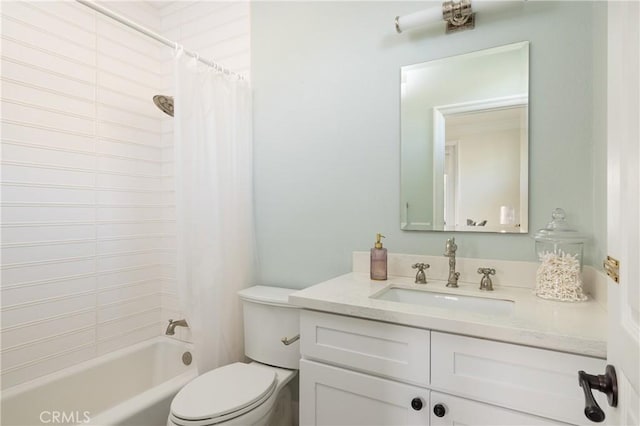 full bathroom with vanity, toilet, and shower / tub combo