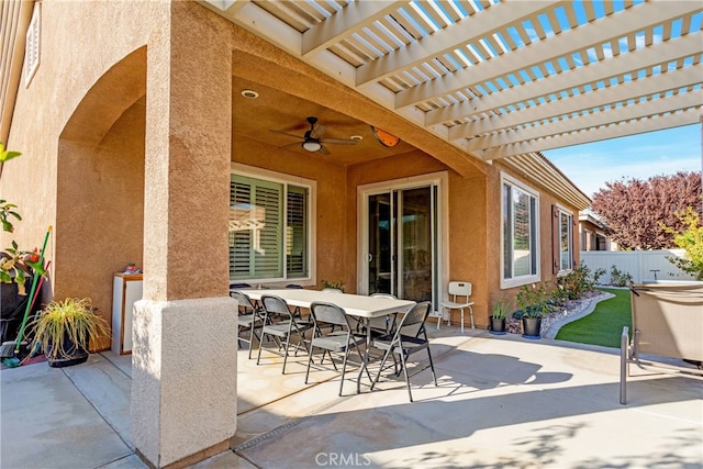 view of patio with a pergola and ceiling fan