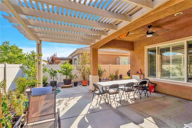 view of patio with a pergola and ceiling fan