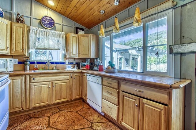 5933 Eickhoff Rd, Lakeport, CA 95453 - photo 7