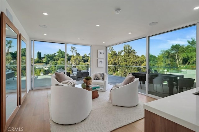 view of sunroom / solarium