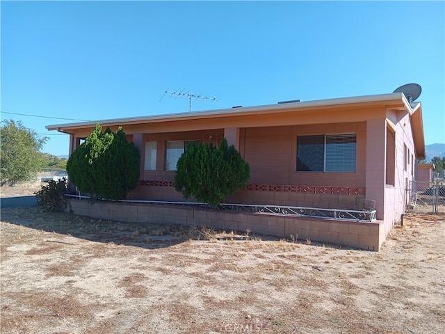 view of front of house