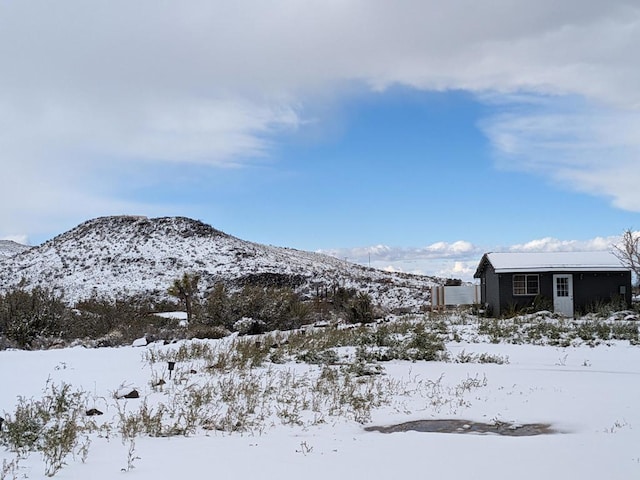 property view of mountains