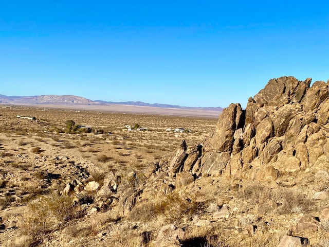 208 Moonlight Mesa Rd, Joshua Tree CA, 92252 land for sale