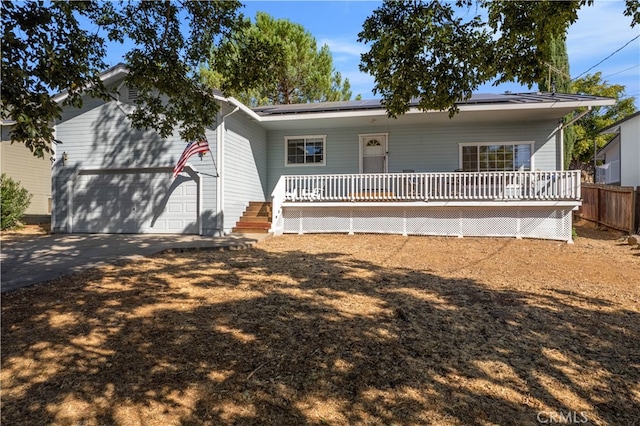 view of front facade with a garage