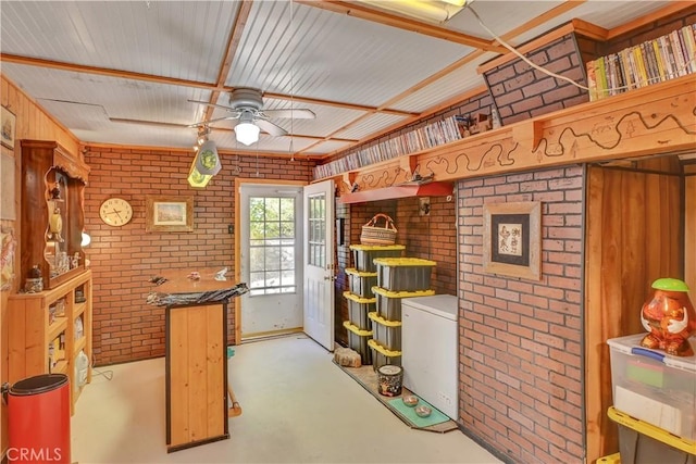 9226 La Porte Rd, Brownsville, CA 95919 - interior space featuring a ceiling fan