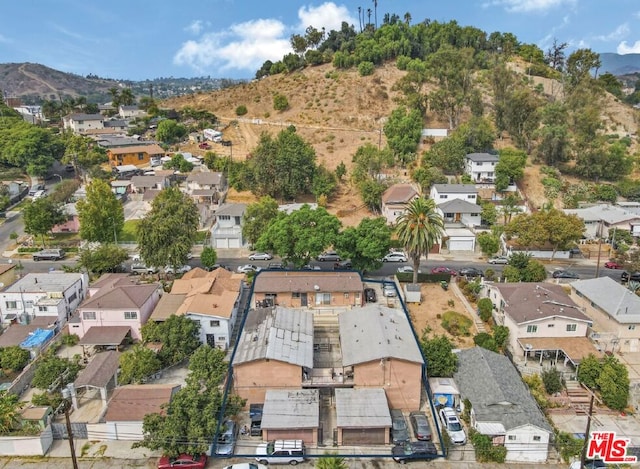 bird's eye view featuring a mountain view