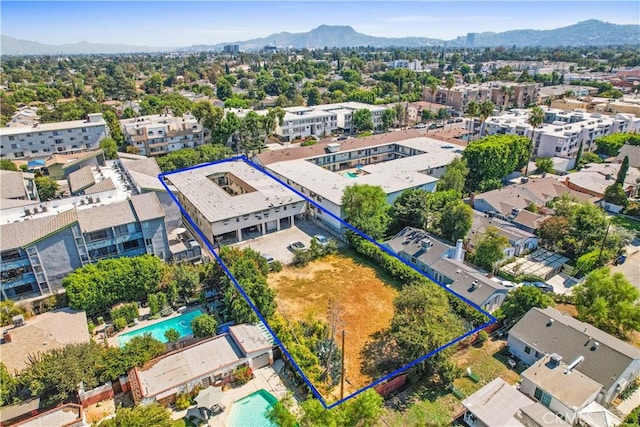 bird's eye view featuring a mountain view