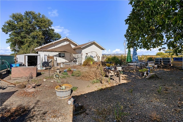 exterior space with an outbuilding