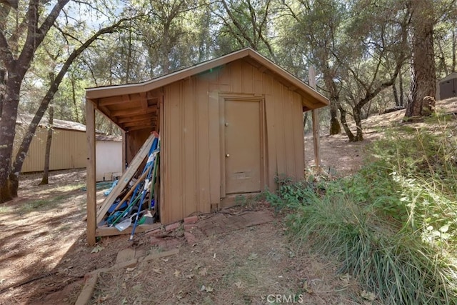 view of outbuilding