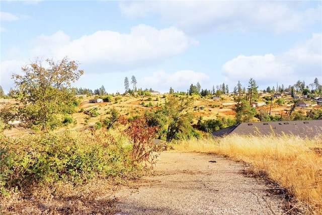 585 Valstream Dr, Paradise, CA 95969