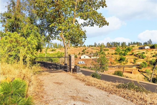 585 Valstream Dr, Paradise, CA 95969