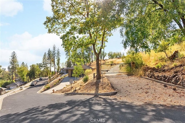 585 Valstream Dr, Paradise, CA 95969