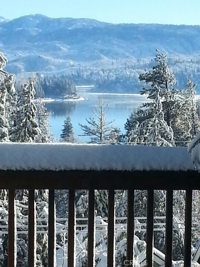 view of water feature with a mountain view