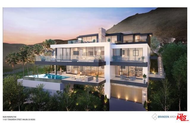 Listing photo 3 for 11421 Tongareva St, Malibu CA 90265