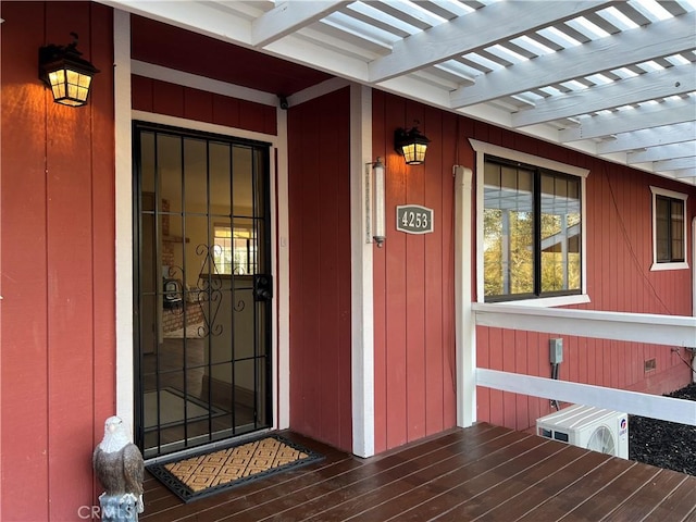 entrance to property with a porch