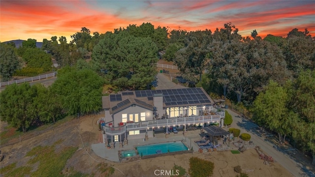 view of aerial view at dusk