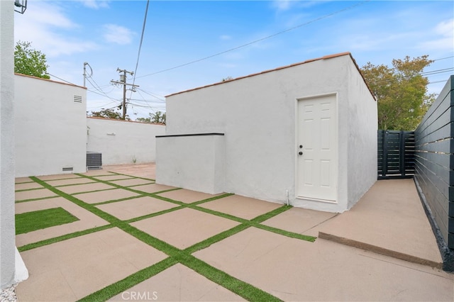 view of outbuilding