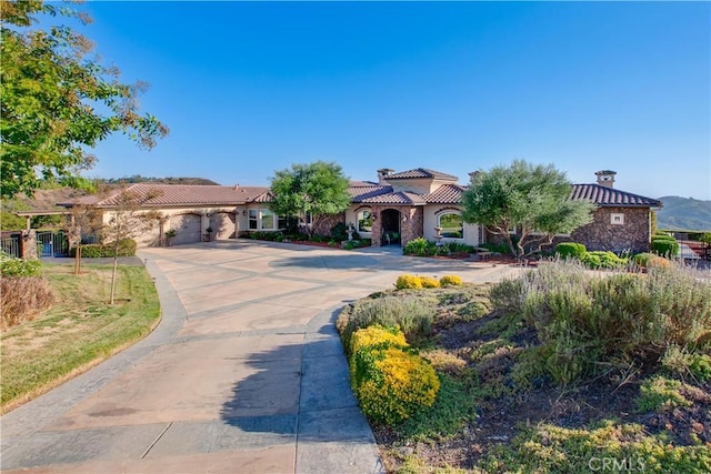 view of mediterranean / spanish-style house