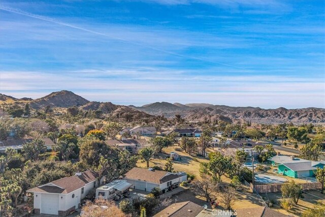 bird's eye view with a mountain view