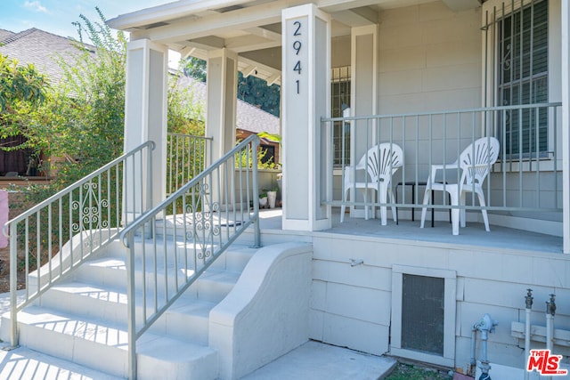 view of patio / terrace with covered porch