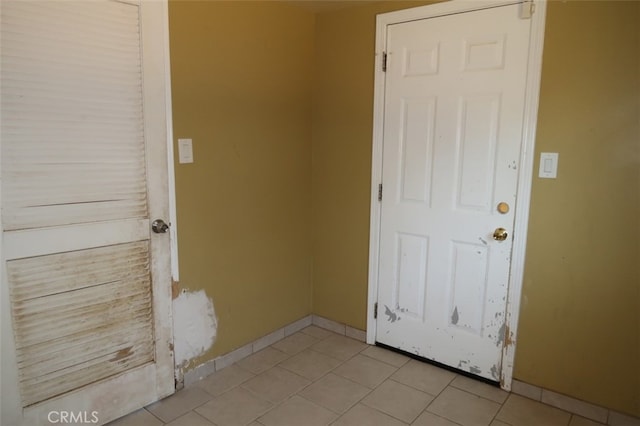 view of tiled empty room