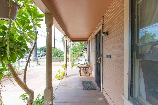 view of patio / terrace featuring covered porch