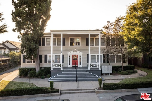 view of front of house