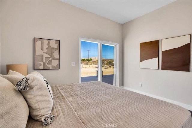 6614 Sunset Rd, Joshua Tree, CA 92252 - carpeted bedroom featuring access to outside and baseboards