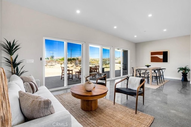 6614 Sunset Rd, Joshua Tree, CA 92252 - living area featuring baseboards and recessed lighting