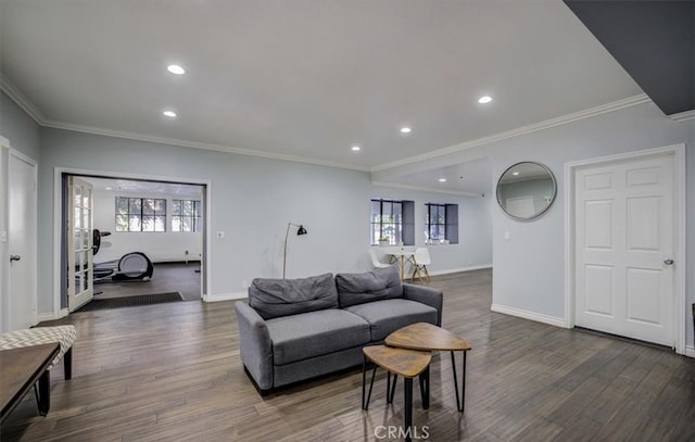 living room with recessed lighting, crown molding, dark wood-style floors, and baseboards