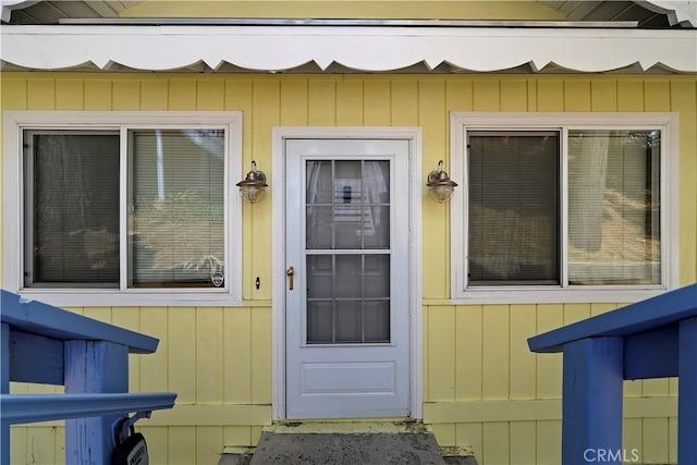 view of exterior entry