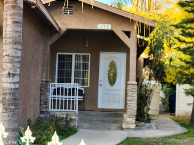 view of property entrance