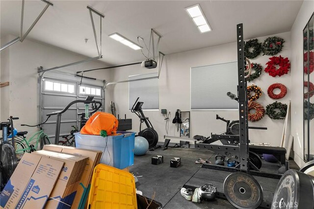 5772 Acorn Ridge Dr, Paradise, CA 95969 - garage featuring a garage door opener