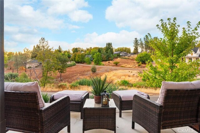 5772 Acorn Ridge Dr, Paradise, CA 95969 - view of patio / terrace featuring outdoor lounge area