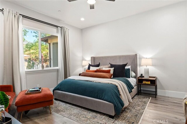5772 Acorn Ridge Dr, Paradise, CA 95969 - bedroom featuring wood finished floors, recessed lighting, and a ceiling fan
