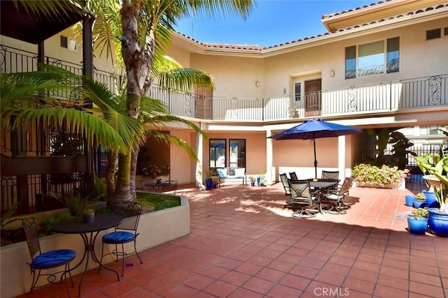 view of patio with outdoor dining area