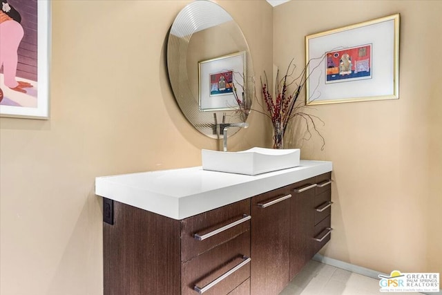 bathroom with vanity