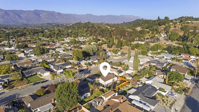 bird's eye view featuring a mountain view