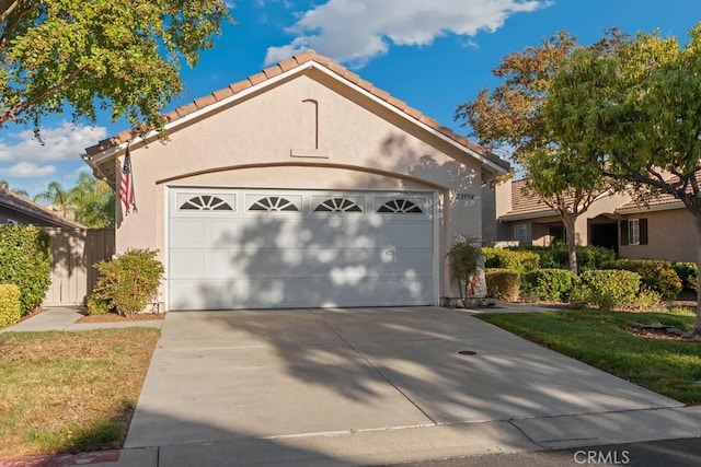 view of front facade with a garage