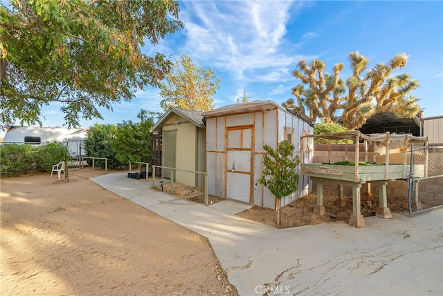 view of outbuilding