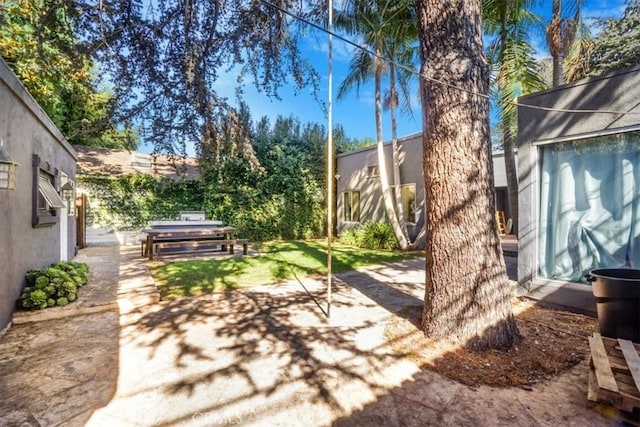 view of yard with a patio area