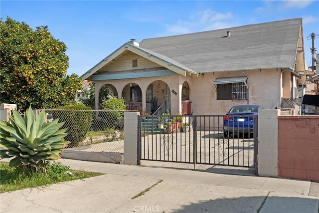 view of front of property with covered porch