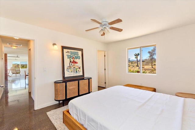 bedroom with ceiling fan