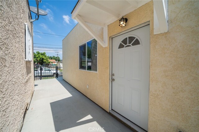 view of entrance to property