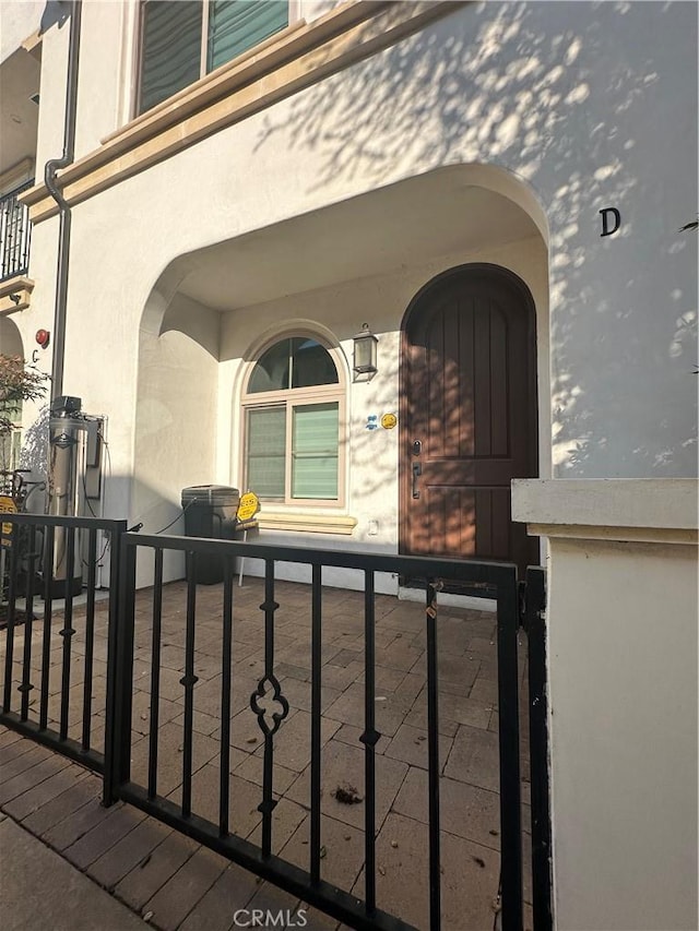 418UNITD W Fairview Ave Unit D, Arcadia, CA 91007 - view of exterior entry with stucco siding